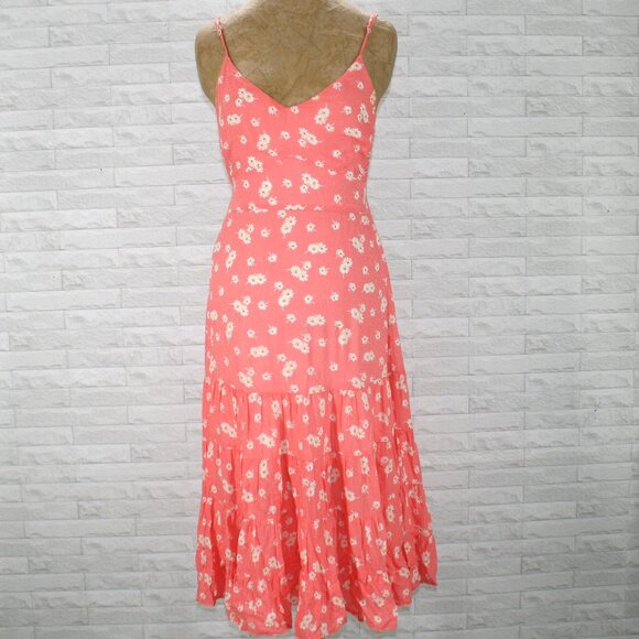 ILLA ILLA Dresses & Skirts - ILLA ILLA Dress Floral Cut-Out Tie Back Ditsy Daisy Print Coral Midi Tiered L